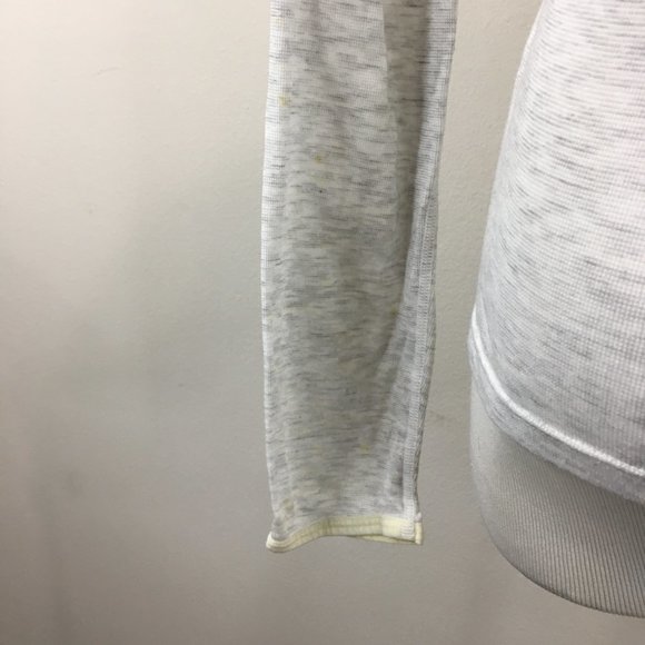 PATAGONIA Light Gray Papilene Long Sleeve V Neck Base Layer Shirt - Picture 13 of 14